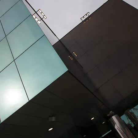 Cubis Hotel